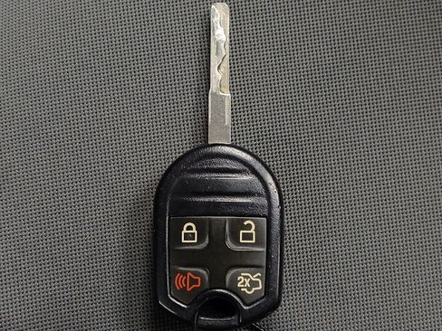 Used 2018 Ford Fiesta S FWD image 32