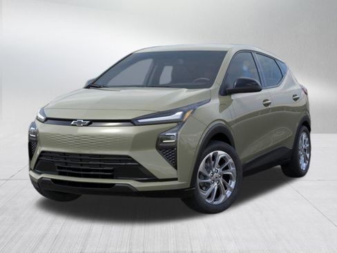New 2027 Chevrolet Bolt LT FWD image 9