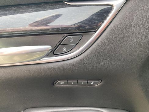 Used 2021 Cadillac XT5 Premium Luxury w/ LPO, Floor Liner Package AWD/4WD image 18
