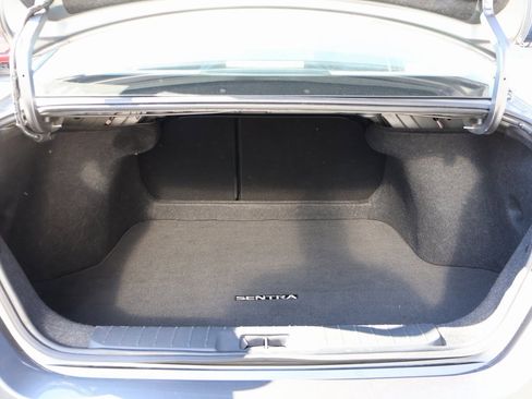 Used 2024 Nissan Sentra SV image 14