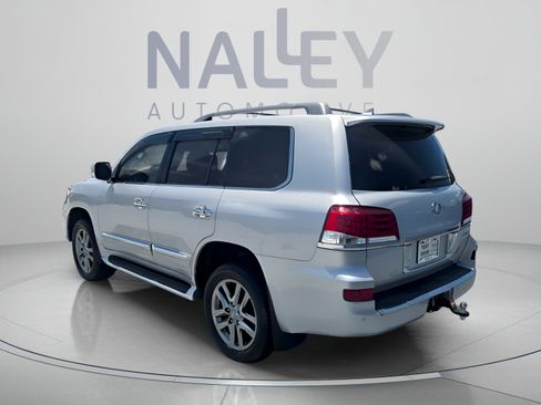 Used 2015 Lexus LX 570 4WD image 3