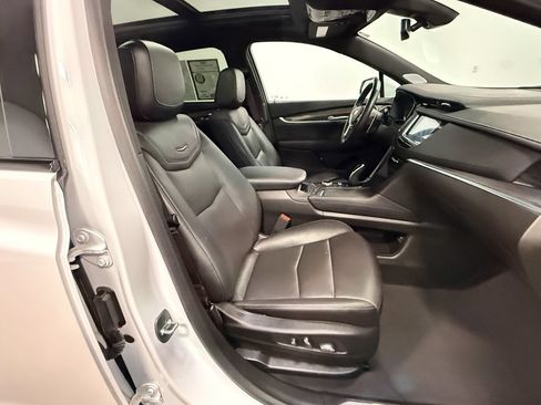 Used 2024 Cadillac XT5 Sportv AWD/4WD image 13