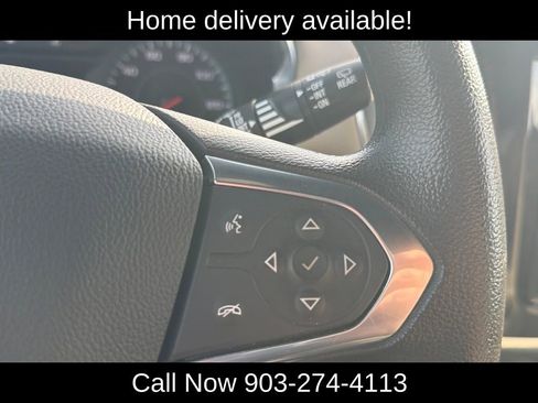 Used 2022 Chevrolet Traverse LS image 26