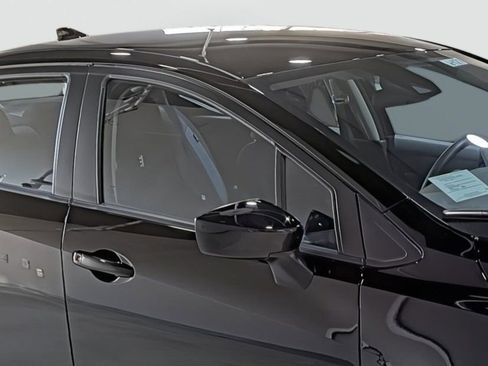 Used 2025 Nissan Versa SV w/ Trunk Package image 15