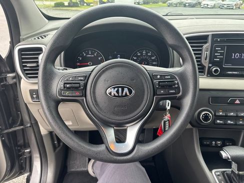 Used 2018 Kia Sportage LX AWD/4WD image 21