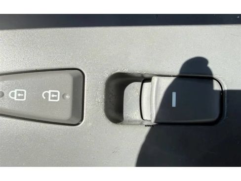 Used 2014 Hyundai Sonata Limited w/ Technology Package 05 FWD image 33