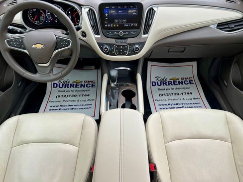 Used 2024 Chevrolet Malibu LT image 16