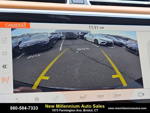 Used 2021 Land Rover Range Rover Long Wheelbase Autobiography image 21