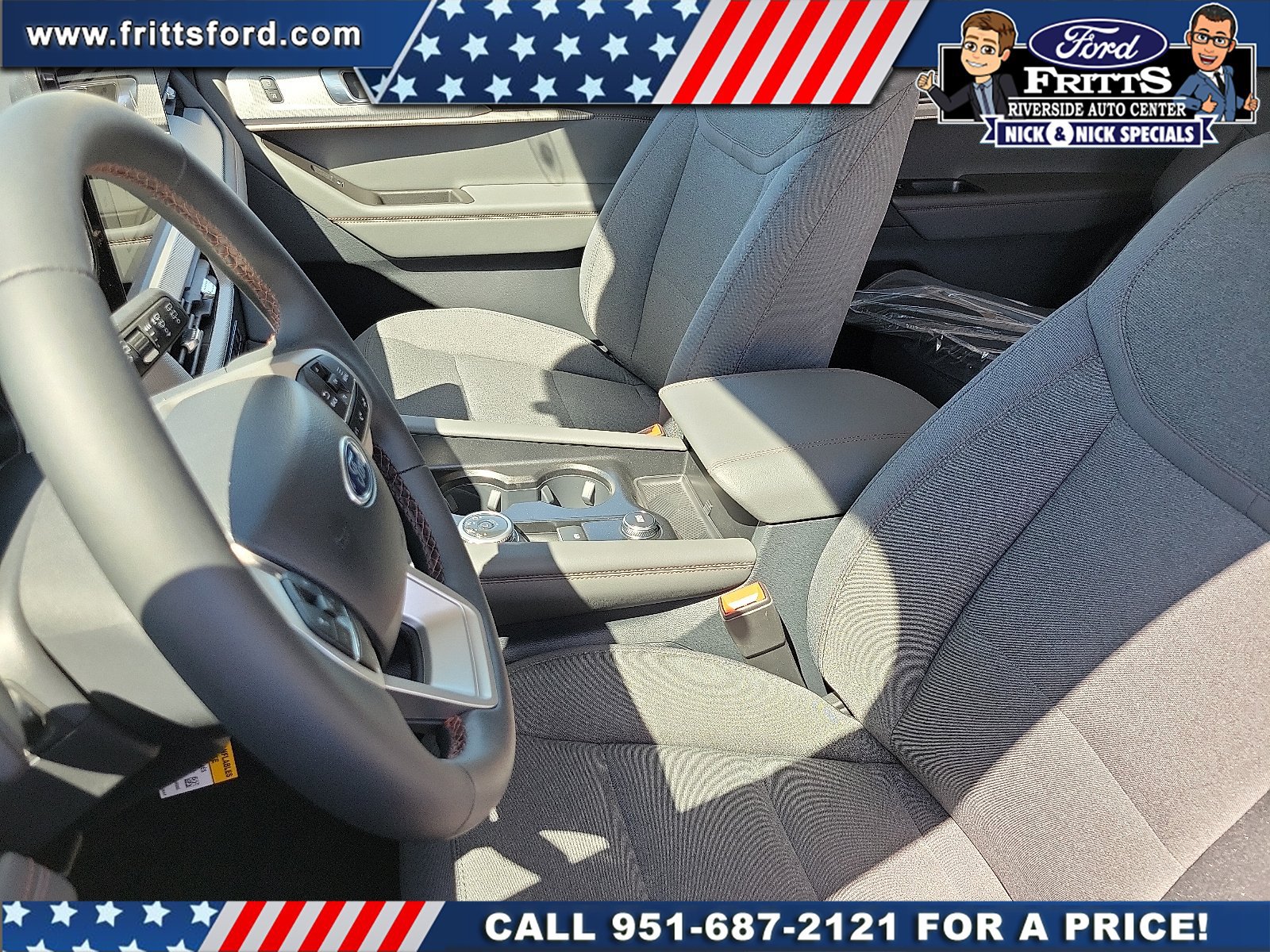 New 2026 Ford Explorer Active RWD image 5