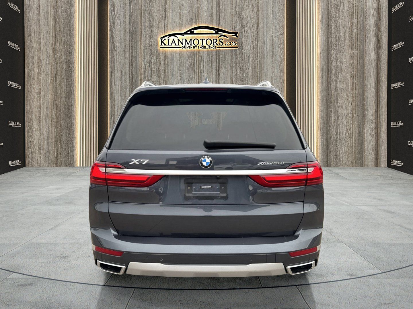 Used 2020 BMW X7 xDrive50i w/ Cold Weather Package AWD/4WD image 6