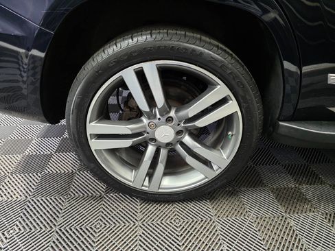 Used 2015 Mercedes-Benz GLK 350 2WD image 36