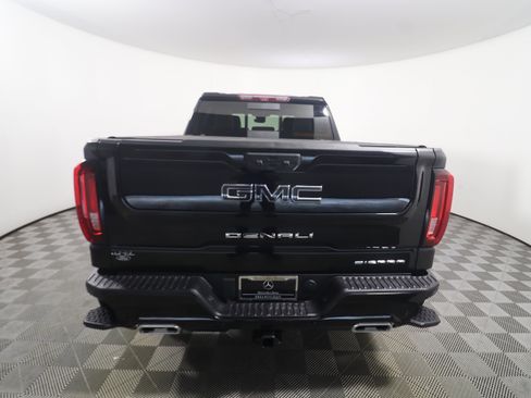 Used 2023 GMC Sierra 1500 Denali Ultimate image 4