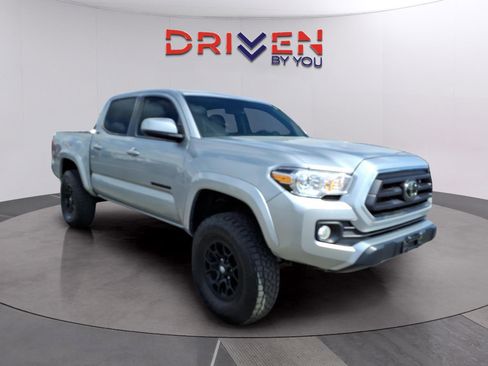 Used 2022 Toyota Tacoma SR5 image 7