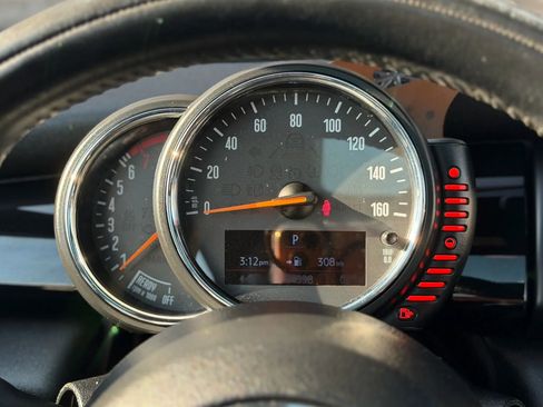 Used 2015 MINI Cooper S image 32