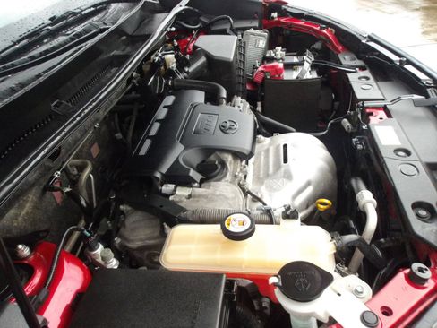 Used 2017 Toyota RAV4 XLE image 28