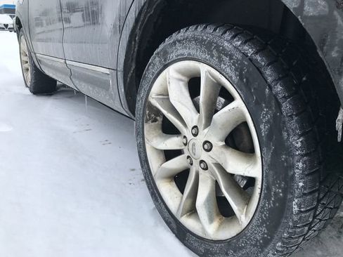 Used 2013 Ford Explorer XLT image 10