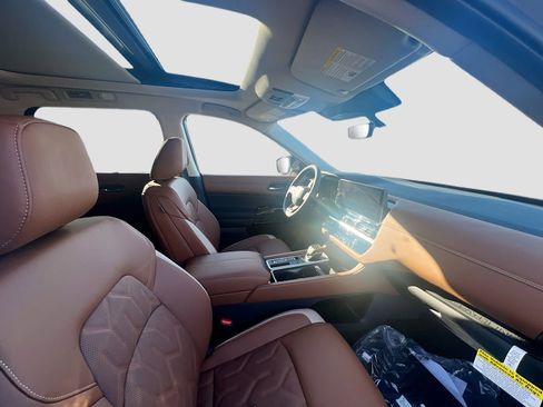 New 2026 Nissan Pathfinder Platinum image 31