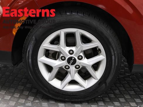 Used 2023 Kia Soul LX w/ Option Group 015 image 32