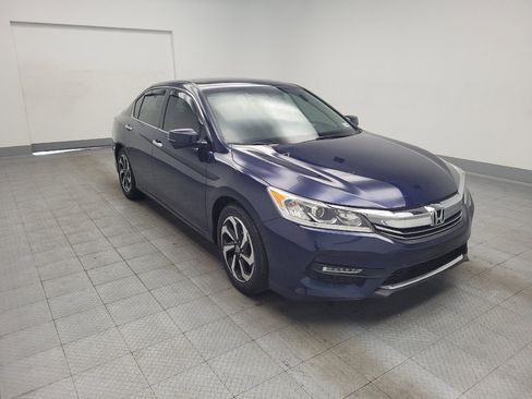 Used 2017 Honda Accord EX-L image 13