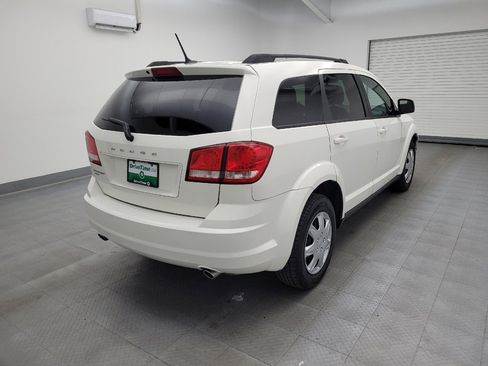 Used 2017 Dodge Journey SE image 9