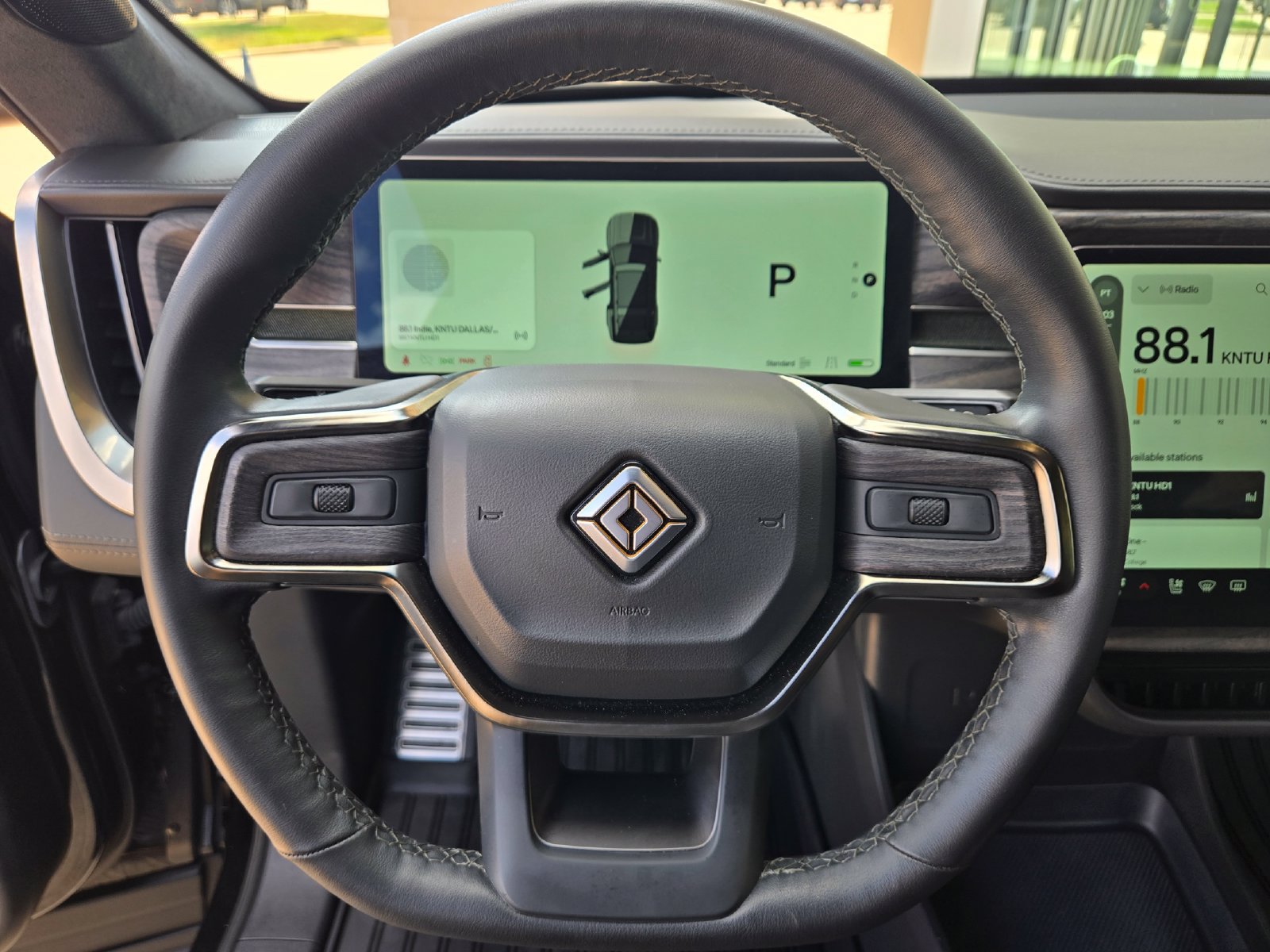 Used 2023 Rivian R1S Adventure Quad AWD/4WD image 11