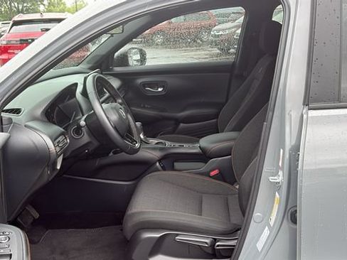 Used 2026 Honda HR-V Sport image 10