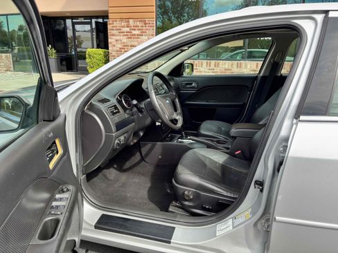 Used 2009 Ford Fusion SEL FWD image 24