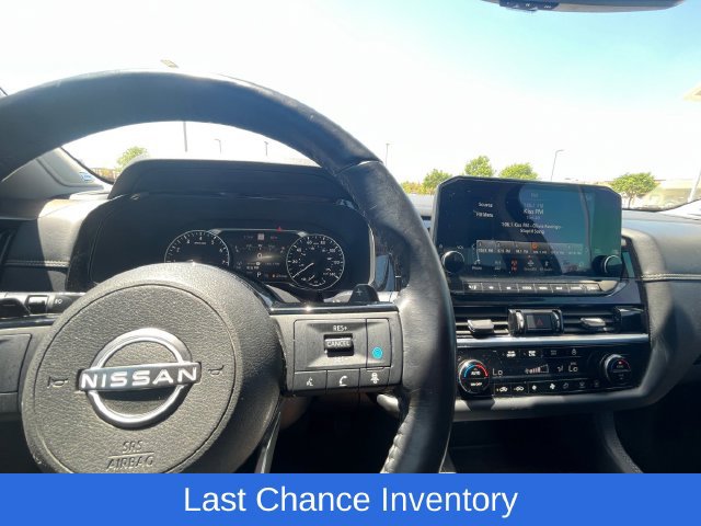 Certified 2023 Nissan Pathfinder Platinum w/ Cargo Package AWD/4WD image 12