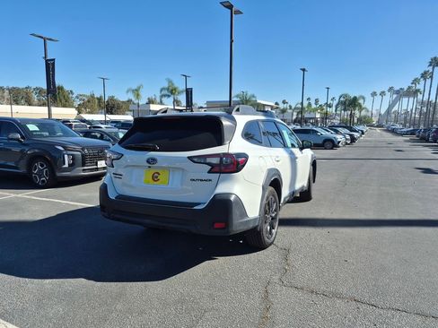 Used 2023 Subaru Outback Onyx Edition w/ Popular Package #2 image 7