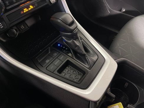 Certified 2024 Toyota RAV4 XLE image 22