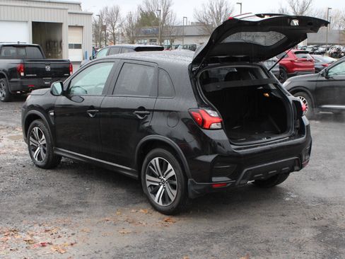 Used 2023 Mitsubishi Outlander Sport ES image 7