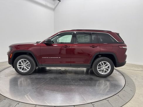 New 2025 Jeep Grand Cherokee Laredo X w/ Luxury Tech Group I image 4