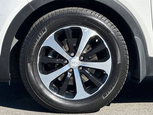 Used 2016 Kia Sorento EX w/ EX Premium Package image 26