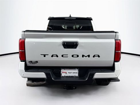 Used 2024 Toyota Tacoma TRD Off-Road w/ TRD Off Road Premium Package AWD/4WD image 12