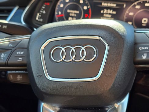 Used 2017 Audi Q7 3.0T Premium Plus w/ Premium Plus Package image 29