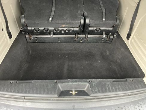 Used 2018 Dodge Grand Caravan SXT image 25