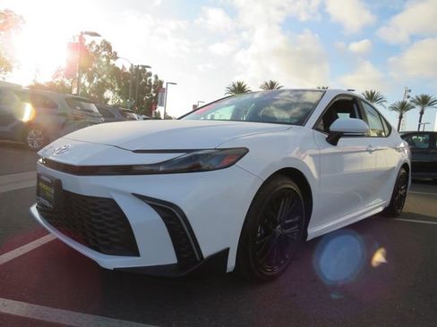 Certified 2026 Toyota Camry SE image 3