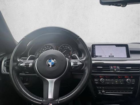 Used 2017 BMW X5 xDrive40e image 14