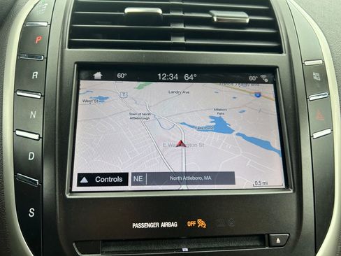 Used 2019 Lincoln MKC Reserve w/ MKC Climate Package image 19