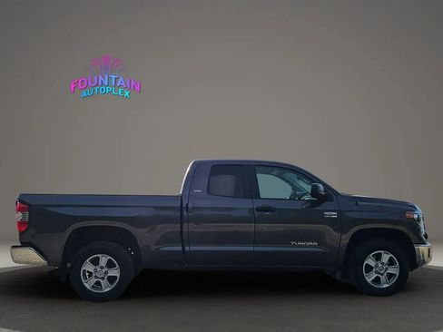 Used 2018 Toyota Tundra SR5 AWD/4WD image 7