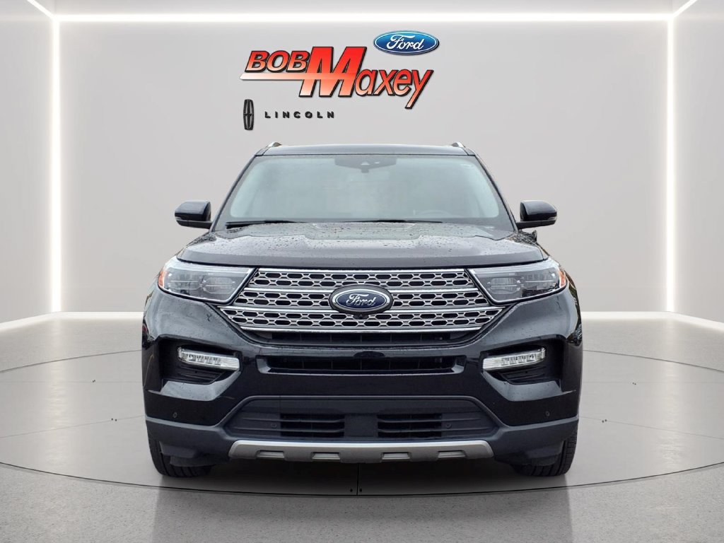 Used 2024 Ford Explorer Limited w/ Limited Technology Package AWD/4WD image 2