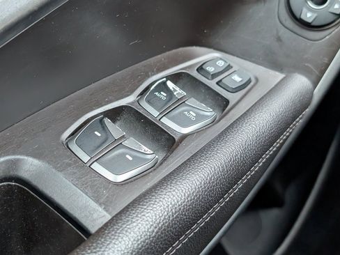 Used 2018 Hyundai Santa Fe Sport w/ 2.4L Tech Package 04 image 21