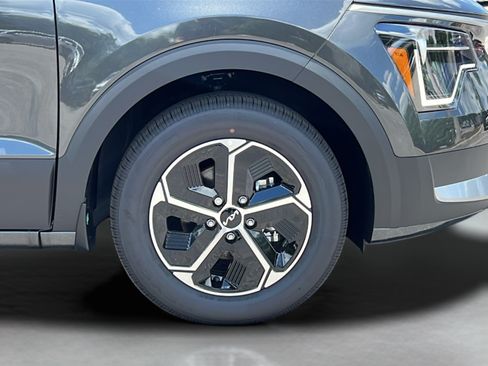 New 2026 Kia Niro LX FWD image 22