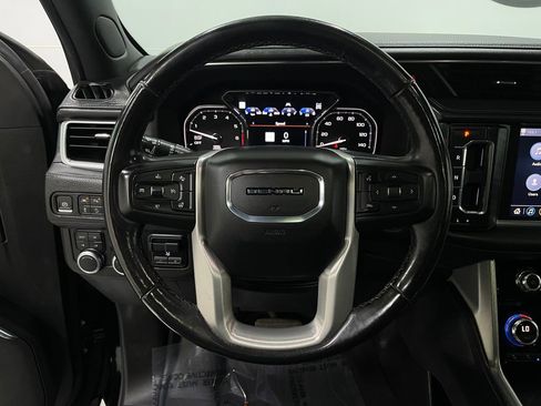 Used 2021 GMC Yukon Denali w/ Advanced Technology Package image 23