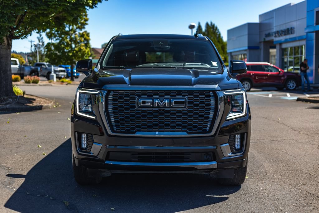 Used 2024 GMC Yukon XL Denali Ultimate AWD/4WD image 5
