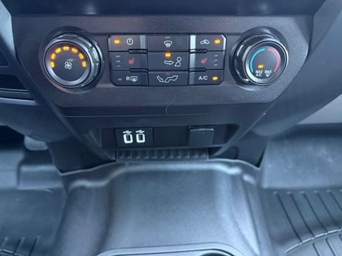 Used 2020 Ford F150 XLT w/ Equipment Group 302A Luxury AWD/4WD image 29