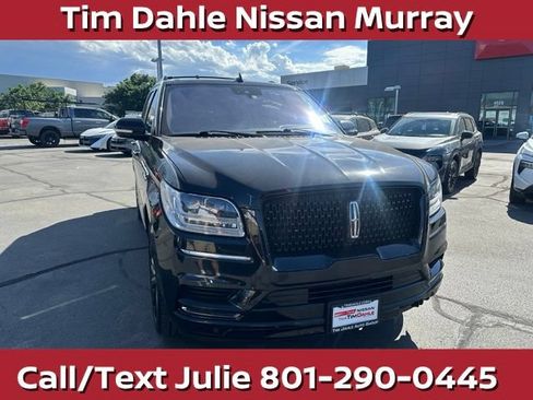 Used 2020 Lincoln Navigator Reserve w/ Equipment Group 208A Reserve AWD/4WD image 3