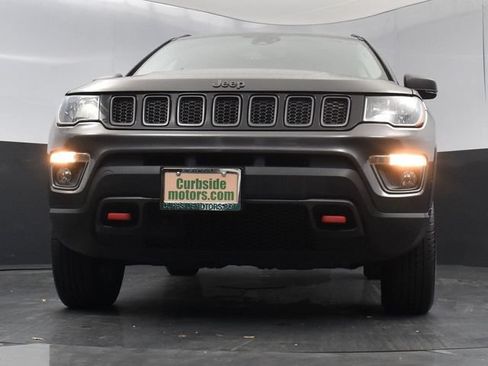 Used 2021 Jeep Compass Trailhawk AWD/4WD image 29