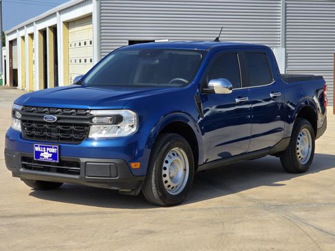 Used 2023 Ford Maverick XL FWD image 3
