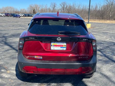 New 2025 Nissan Kicks SR image 4